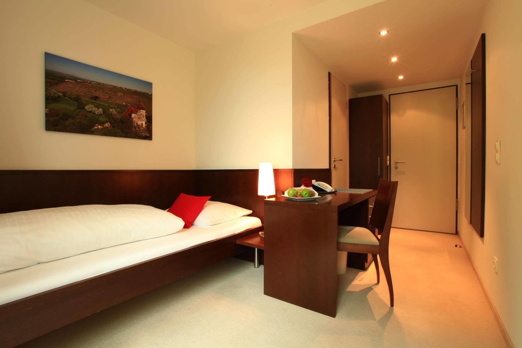 Das Wildeck Hotel & Restaurant Abstatt Екстер'єр фото