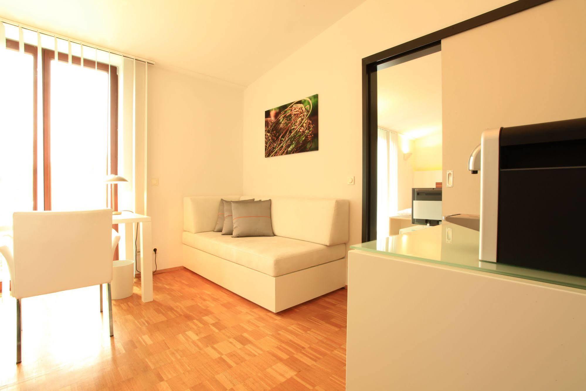 Das Wildeck Hotel & Restaurant Abstatt Екстер'єр фото